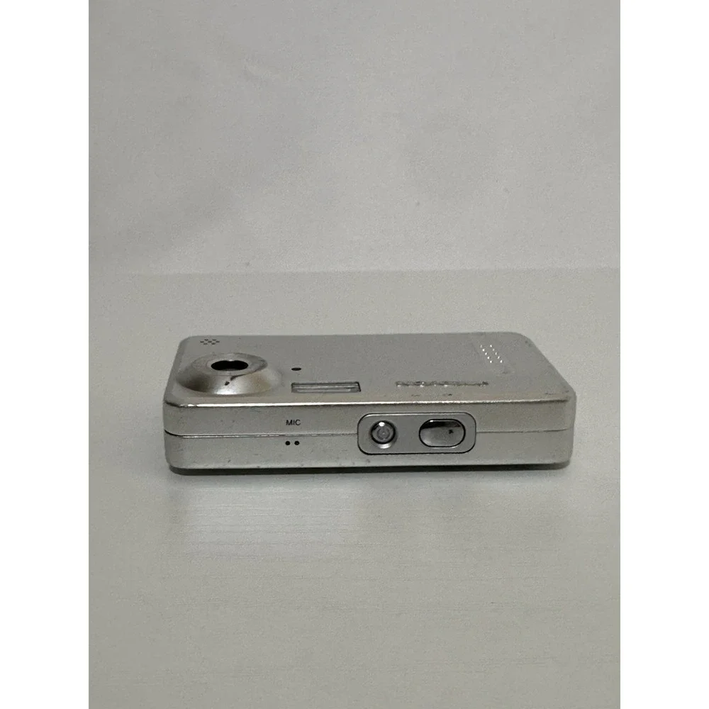 Medion MD 85173 digital camera For Parts Not Working